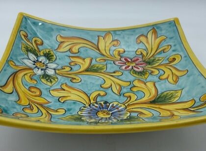 Centrotavola a vela Decoro Barocco con fiori fondo verde ramino