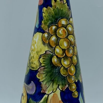 Bottiglia conica cm.30 Decoro Barocco con frutta fondo blu